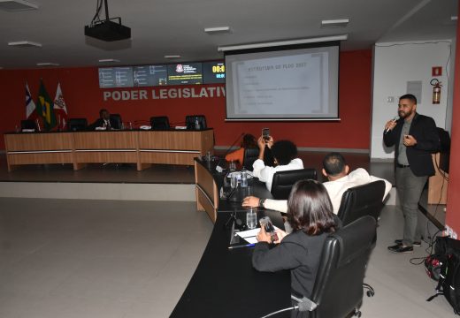 Projeto da LDO 2027 é apresentado em audiência pública na Câmara de Vereadores