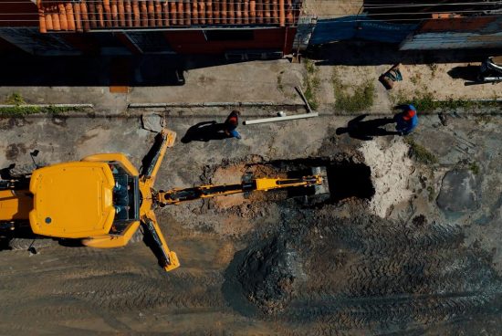 Alagoinhas: Prefeitura segue realizando serviços de zeladoria em diversos pontos do município