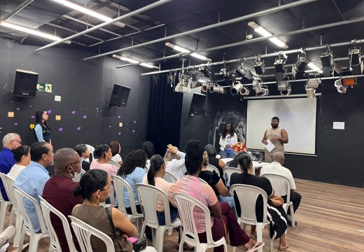 Profissionais da UPA Santa Terezinha participam de letramento LGBTQIAPN+