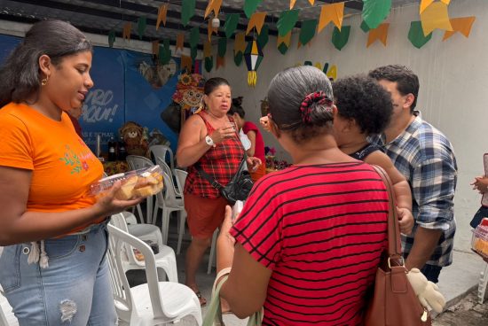 Arraiá do CIAS promove lazer e integração entre assistidos pela Sedes
