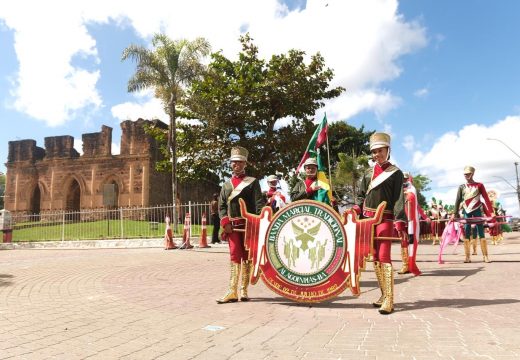 Alagoinhas celebra 173 anos de emancipação com atos cívicos e religiosos
