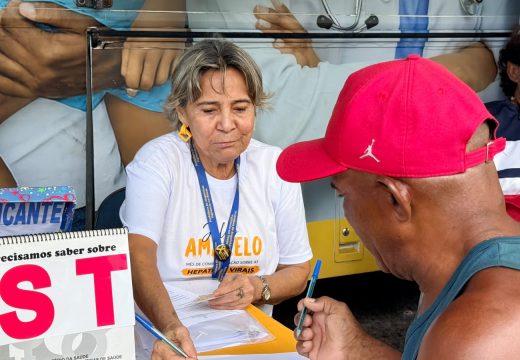 Dia D do Julho Amarelo amplia acesso à testagem e orientações sobre hepatites virais em Alagoinhas