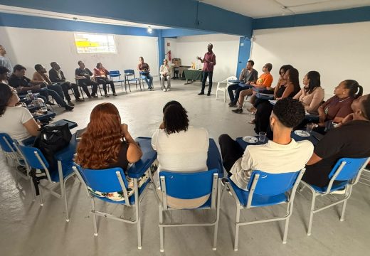 Ouvidoria de Alagoinhas promove roda de conversa sobre racismo estrutural e reforça atendimento humanizado.