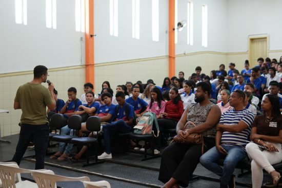 Semana das Juventudes 2026 começa com debate sobre políticas públicas e protagonismo juvenil em Alagoinhas