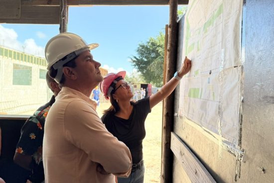 Gustavo Carmo visita obra do CAPS III e reforça compromisso com a saúde mental em Alagoinhas