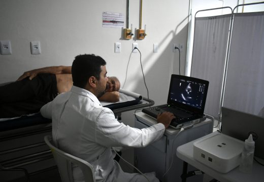 Pacientes atendidos no Mangalô realizam ecocardiogramas no Centro de Cirurgias Eletivas