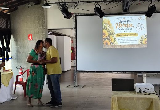 Encontro de Casais promove acolhimento e integração antes do 11º Casamento Social