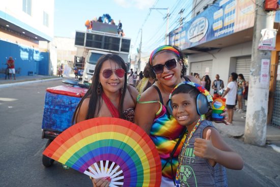13ª Parada do Orgulho LGBTQIAPN+ de Alagoinhas encerra programação com celebração, diversidade e reafirmação de direitos