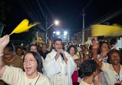 Festa de São Miguel Arcanjo é encerrada com celebração e procissão por ruas de Alagoinhas