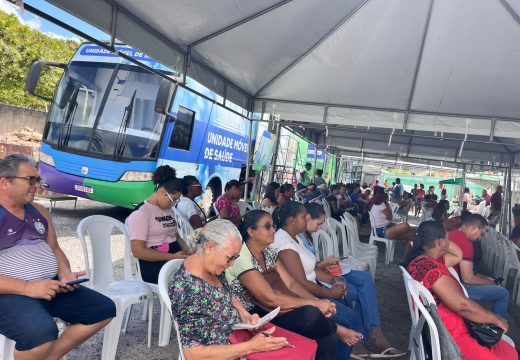 Outubro Rosa: mais de 1 mil atendimentos marcam início de cuidados com a saúde da mulher em Alagoinhas