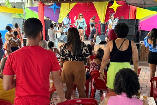 8ª Lavagem do Mercado do Artesão reúne música, cultura e tradição em Alagoinhas